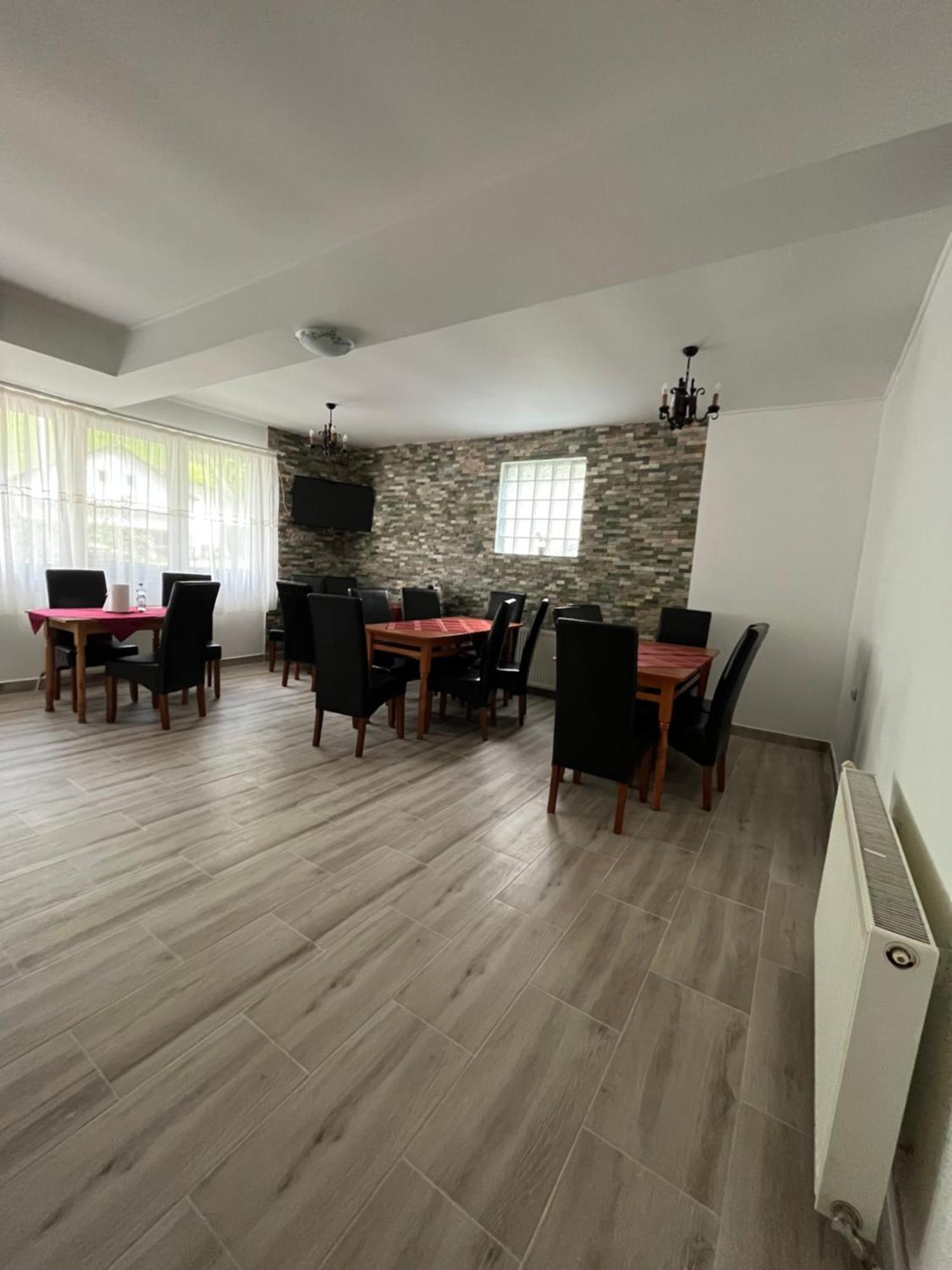 Casuta De Langa Padure Hotel Moeciu De Sus Eksteriør billede