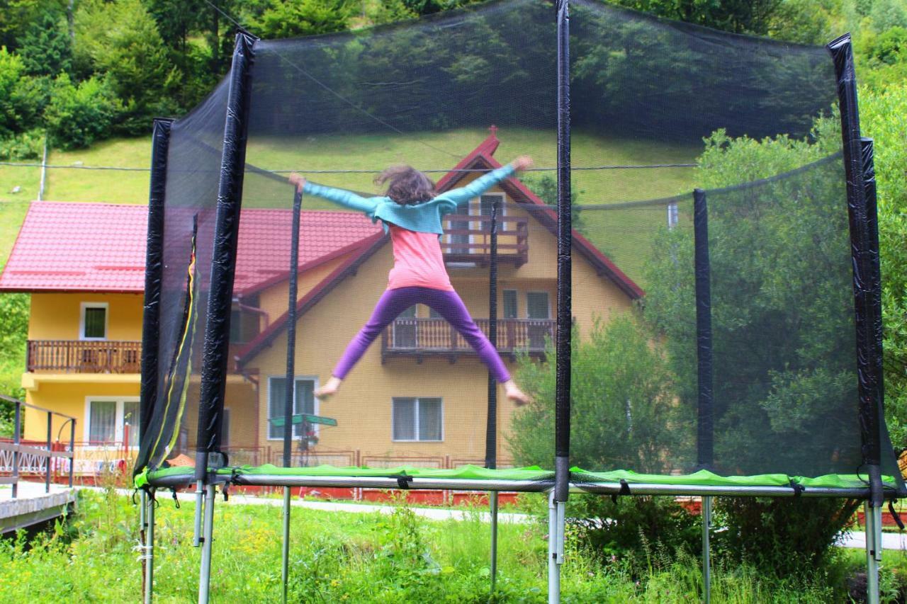 Casuta De Langa Padure Hotel Moeciu De Sus Eksteriør billede