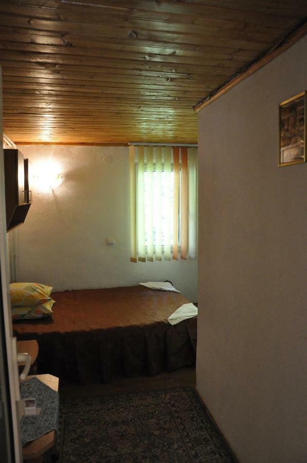 Casuta De Langa Padure Hotel Moeciu De Sus Eksteriør billede