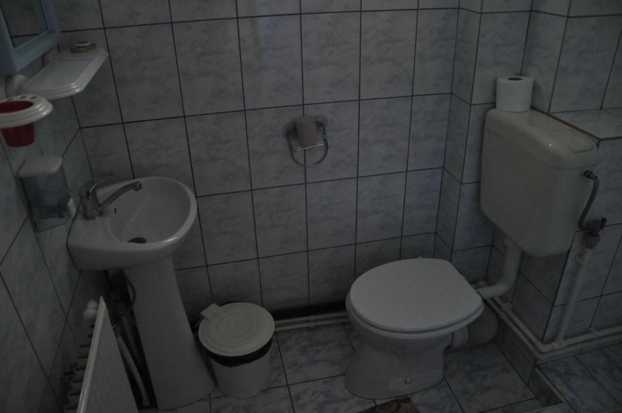 Casuta De Langa Padure Hotel Moeciu De Sus Eksteriør billede