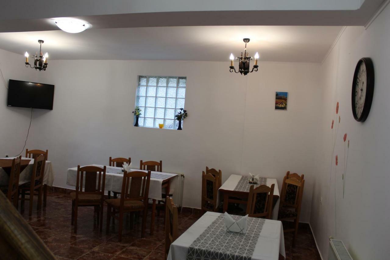 Casuta De Langa Padure Hotel Moeciu De Sus Eksteriør billede